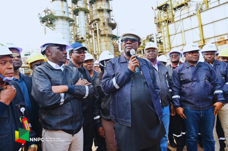 NNPC Begins LNG Exports to China, Japan