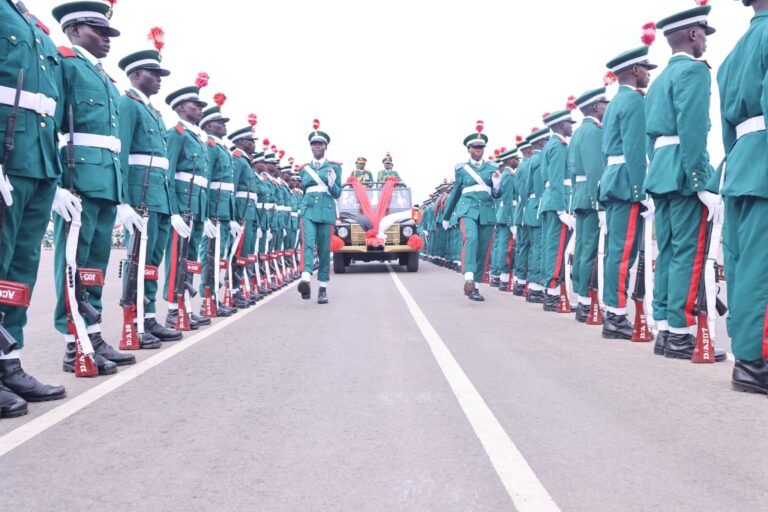 Snapshots: Army Recruits 6000 New Soldiers To Battle Terrorists, Others