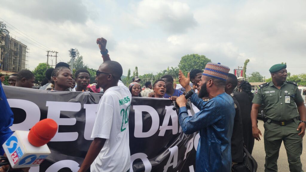 Protest Sowore2