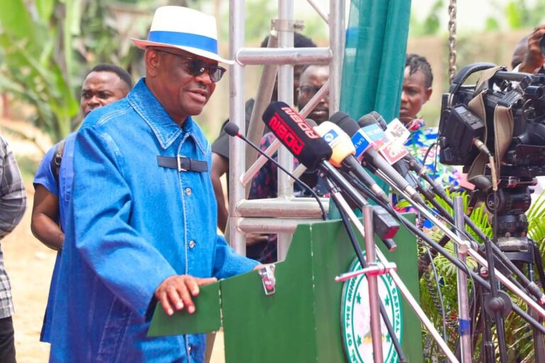 Abuja Residents Protest as FCT Minister Wike Orders Demolitions Without Notice