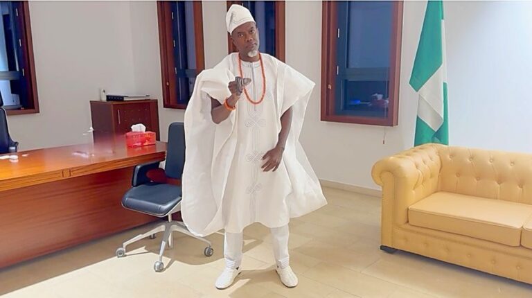 Integrity: Reno Omokri Slams Osinbajo, Calls Him a Backstabbing Traitor