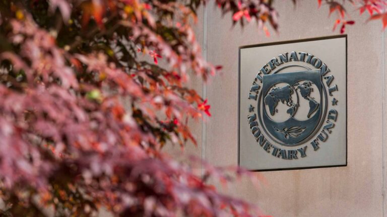 IMF Warns of Looming Trade War Threat
