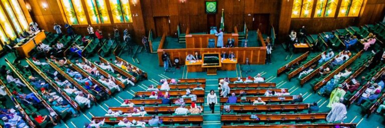 Reps Empower SEC to Regulate Online Forex Platforms