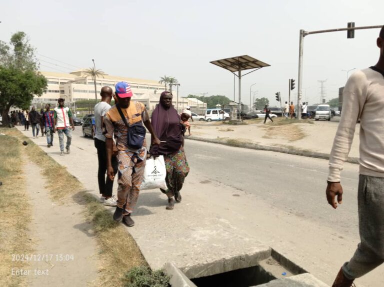 27 Beggars, Miscreants Nabbed in Crackdown on Lagos Beggars