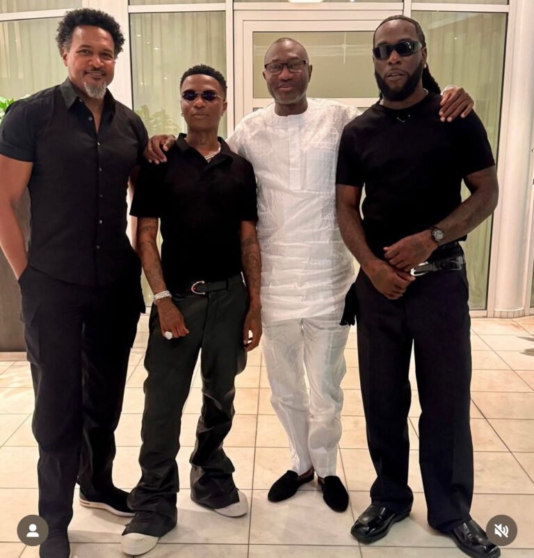 Otedola Welcomes Wizkid, Burna Boy to His Lagos Mansion