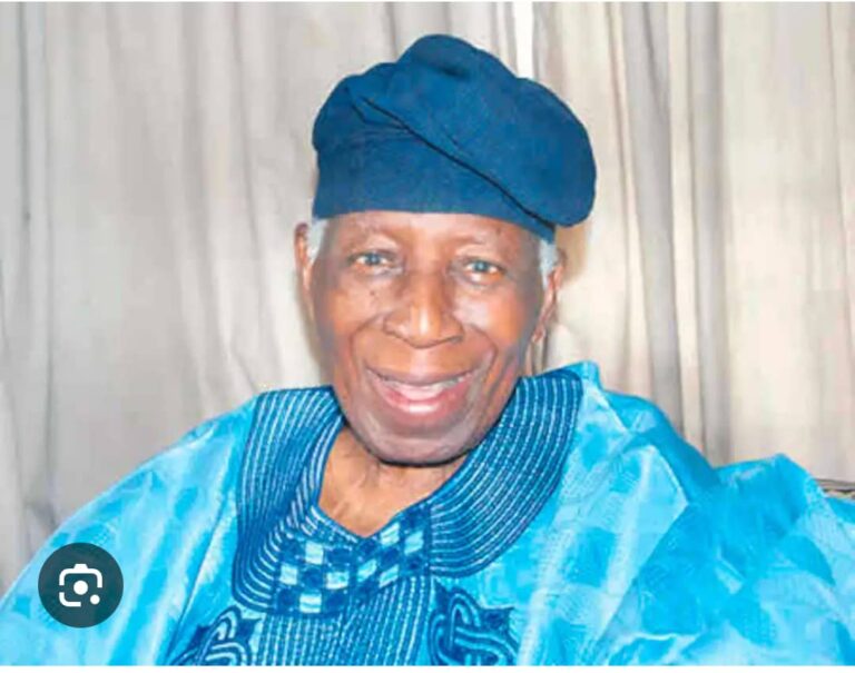 Late Gov. Olunloyo Gets State Burial — Makinde