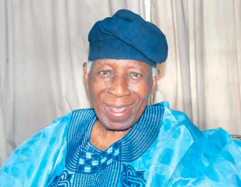 Ex-Oyo Governor, Victor Omololu Olunloyo, Dies at 89