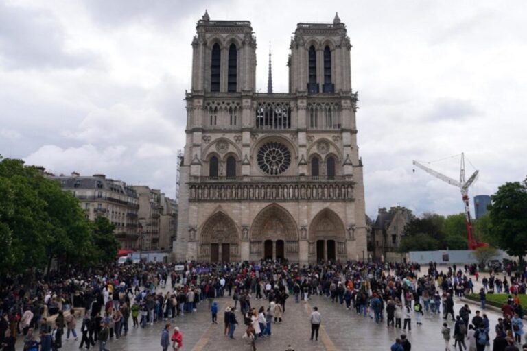 Spain Declares Three Days of Mourning for Pope Francis