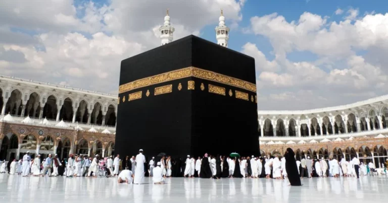 Kwara Warns Pilgrims Against Selfies at Kaaba