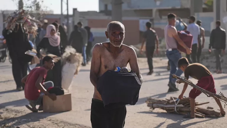 Deadly Chaos at Gaza Aid Centre Sparks Outrage, Condemnation