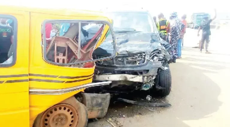 Speeding Jeep Leaves Two Unconscious in Lekki-Ajah Crash