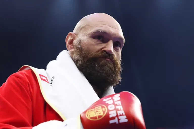 Tyson Fury Dumps Man United, Says He’s Done with Football