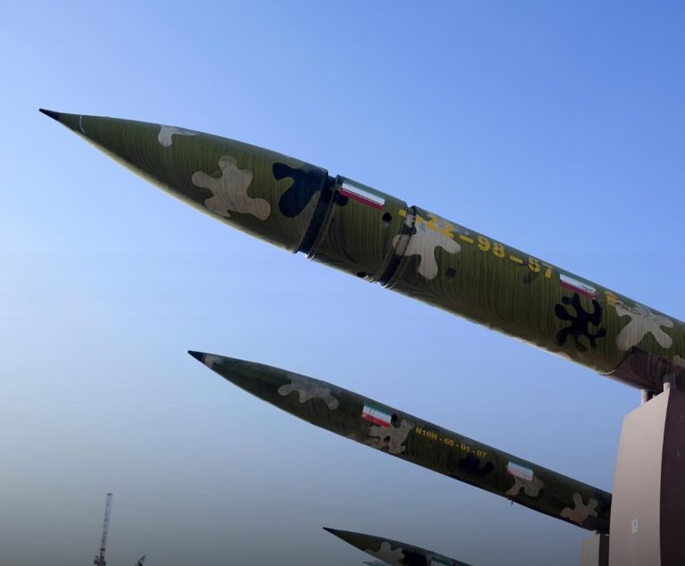 Iranian Revolutionary Guards Reportedly Target US Bases in Gulf